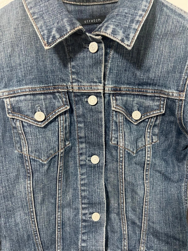 Vintage gap denim jacket. 3