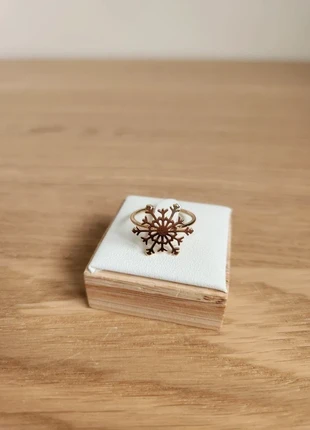 Bague acier inoxydable dorée flocon de neige bijoux de Noël, marque: Le Marché, état: Neuf sans étiquette, taille: Ajustable, 6,50 €, 7,53 € Protection acheteurs (Pro) incluse