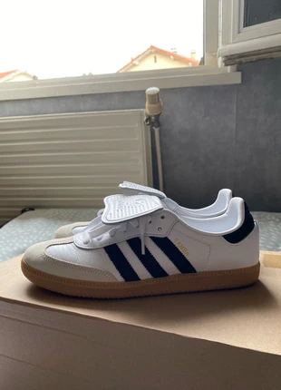 Adidas, marque: adidas, état: Neuf sans étiquette, taille: 42, 50,00 €, 53,20 € Protection acheteurs incluse