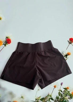 🌿Short de sport Crivit noir - Taille XS / 34 – Style actif et chic, marque: Crivit, état: Très bon état, taille: XS / 34 / 6, 4,00 €, 4,90 € Protection acheteurs incluse