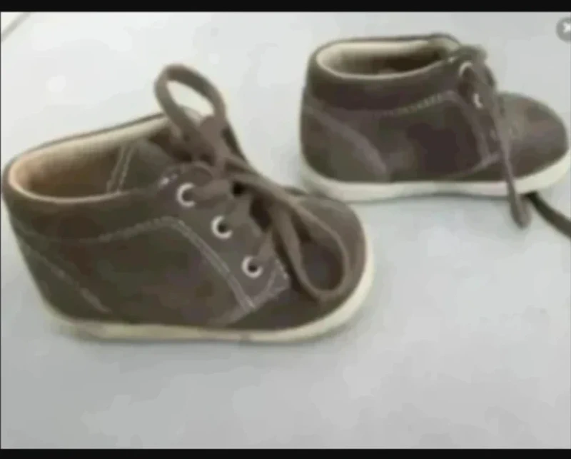 chaussures bottillons cuir pointure 19·Très bon état·Orchestra - photo numéro 3
