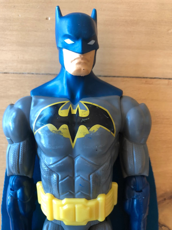 Muñeco Batman azul de DC Mattel - Vinted