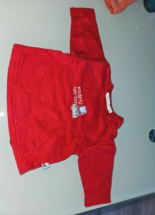 Tee-shirt manche longue rouge, brand: New Born, condition: Very good, size: 3-6 months / 62 cm, €1.00, €1.75 includes Buyer Protection