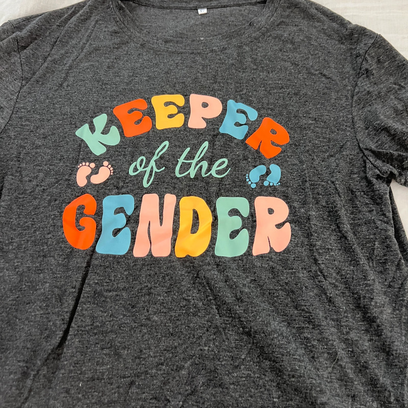 Gender reveal t-shirt ‘keeper of the gender’ 2