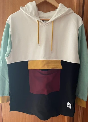 Sweatshirt , marca: Local, estado: Muito bom, tamanho: M, €5.00, €5.95 inclui Proteção do Comprador