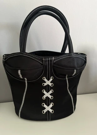 Sac à main corset, merk: MAIN, staat: Heel goed, € 12,00, € 13,30 inclusief Kopersbescherming