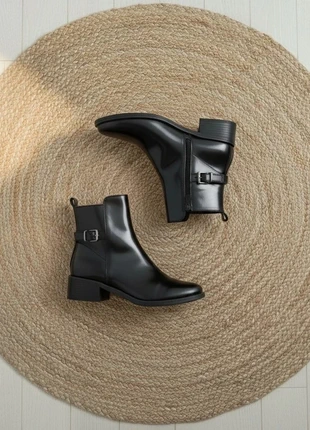 Bottines noires en simili cuir avec boucle et fermeture éclair, brand: Firferie, condizioni: Ottime, taglia: 37, €48.90, €52.05 include la Protezione acquisti