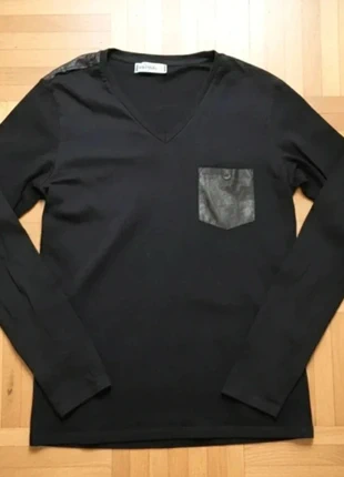 T-shirt manches longues noir de la marque Kaporal Jeans, en taille S, en parfait état., marca: Kaporal, estado: Muito bom, tamanho: S, €3.60, €4.48 inclui Proteção do Comprador