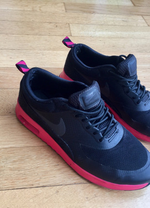 Nike free rote sohle hot sale