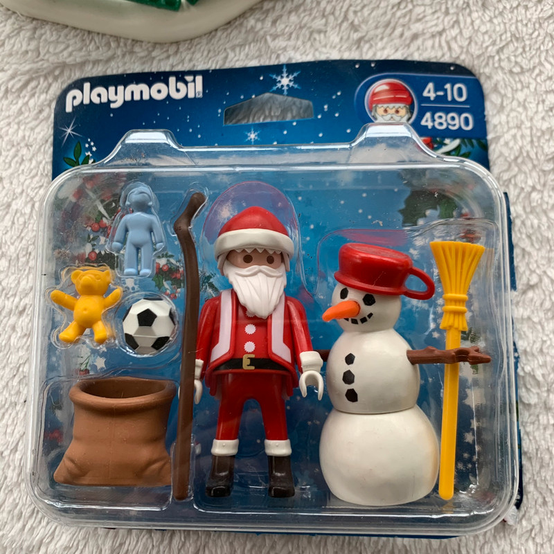 Playmobil 4890 Santa Claus and Snowman