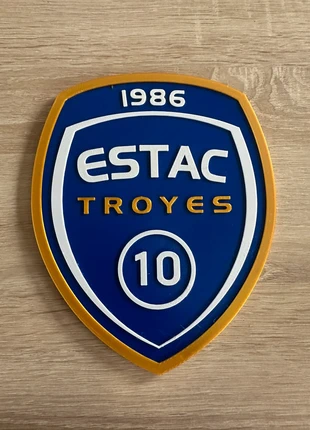 Déco Ecusson ESTAC Troyes 20 cms, marque: VIK 3D&GRAVURE, état: Neuf sans étiquette, 10,00 €, 11,20 € Protection acheteurs incluse