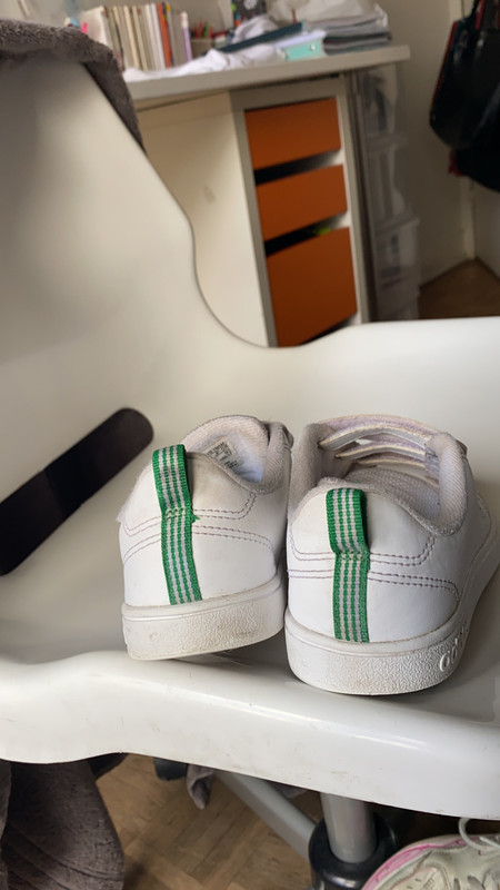 Stan smith scratch clearance 32