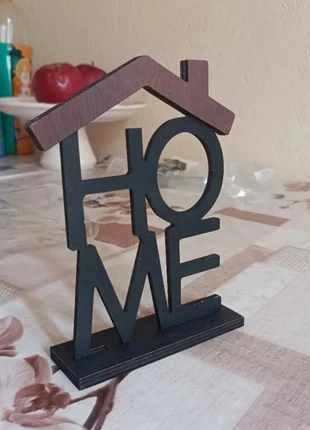 Decorazione da tavolo a forma di casa con scritta “HOME”, brand: CASA, condizioni: Nuovo senza cartellino, €12.00, €13.30 include la Protezione acquisti