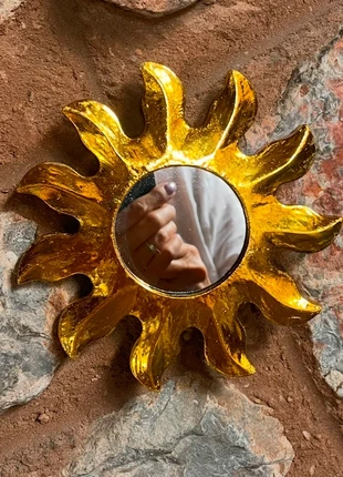 Small golden sun celestial mirror, brand: Fair Trade, condition: Very good, £10.50, £11.73 includes Buyer Protection Pro