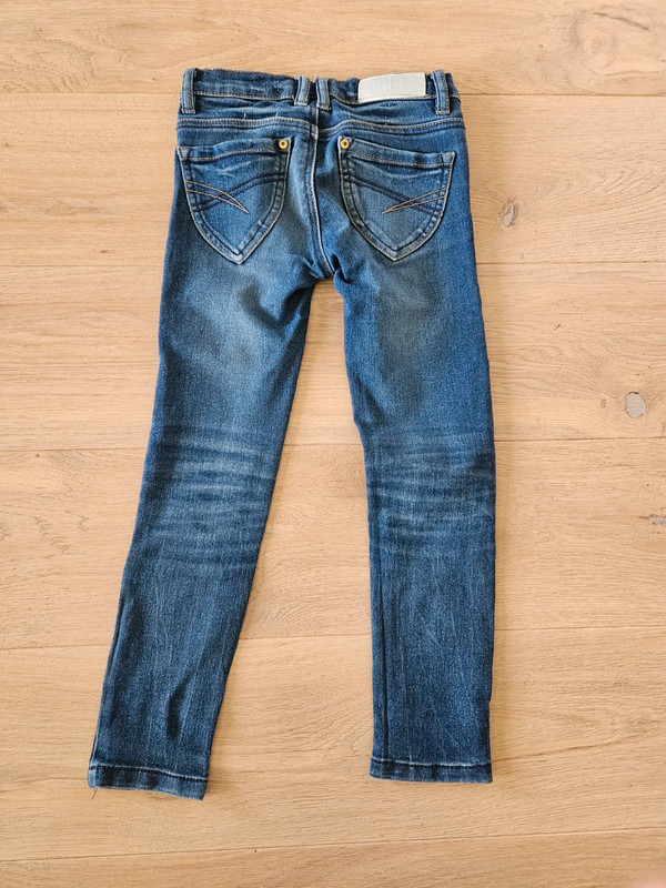 Donkerblauwe skinny jeans maat 128 2