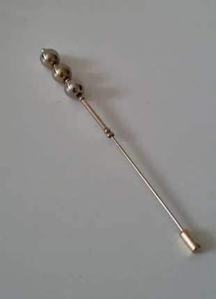 Minimalistische gouden pin met drie bollen, merk: Vintage Love, staat: Goed, € 3,00, € 3,85 inclusief Kopersbescherming Pro