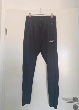 Jogging noir Unisport – ultra confortable sport & détente, merk: Unisport, staat: Heel goed, maat: L, € 3,00, € 3,85 inclusief Kopersbescherming