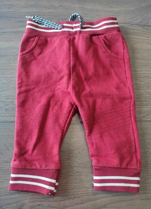 Pantalon 6 mois, brand: Mots d'enfants, condizioni: Ottime, taglia: 6-9 mesi / 68 cm, €1.00, €1.75 include la Protezione acquisti