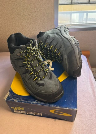 Botas de montaña talla 39, marca: Beppi, estado: Muy bueno, tamaño: 39, 28,00 €, 30,10 € Protección al comprador incluida
