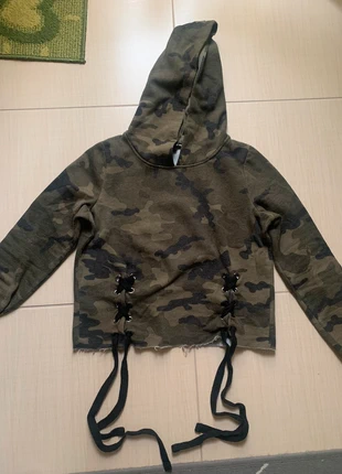 felpa militare con lacci , marke: Tally Weijl, zustand: Sehr gut, größe: XS / 34 / 6, 3,00 €, 3,85 € inklusive Vinted-Käuferschutz