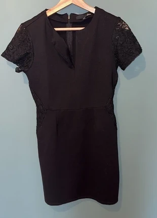 Robe noire Etam, marque: Etam, état: Très bon état, taille: M / 38 / 10, 7,00 €, 8,05 € Protection acheteurs incluse