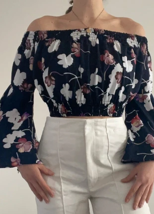 Top fleuri épaules dénudées Boohoo, brand: Boohoo, condition: New with tags, size: S / 36 / 8, €2.50, €3.33 includes Buyer Protection