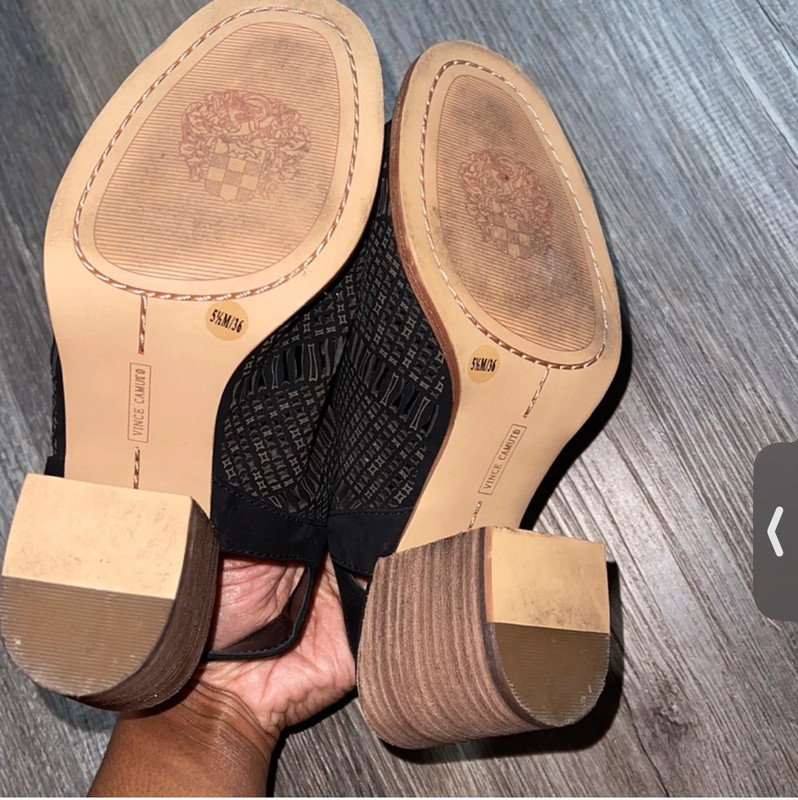 Keannie sandal sales vince camuto