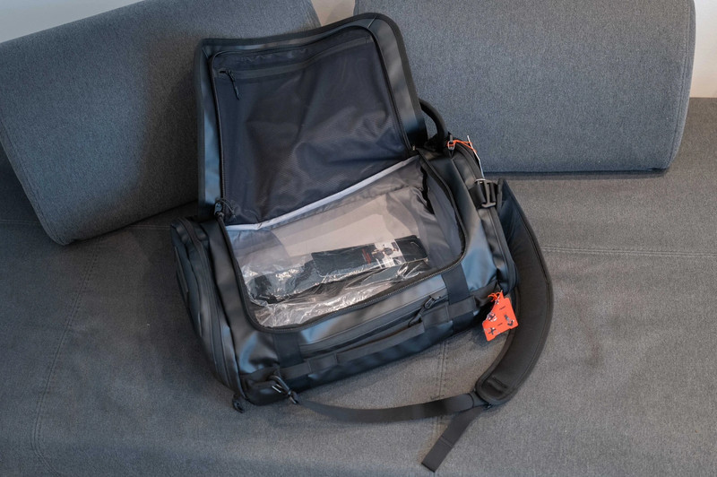 Wandrd Carryall Duffel 40l - fekete
