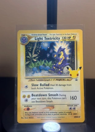 Light Toxtricity (SWSH 137), merk: Pokémon, staat: Nieuw zonder prijskaartje, € 4,50, € 5,43 inclusief Kopersbescherming