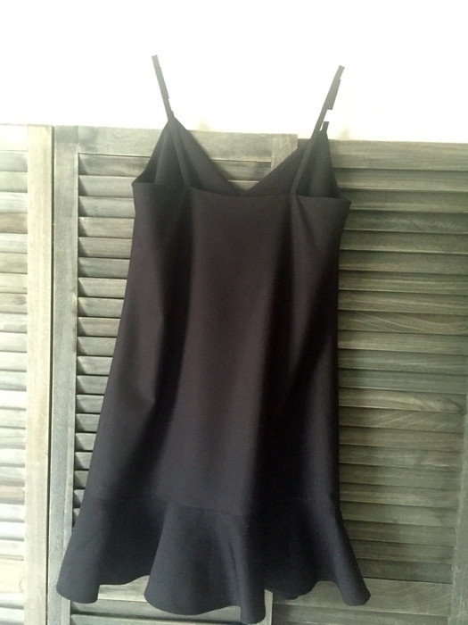 Magnifique robe noire classe Zapa neuve 2
