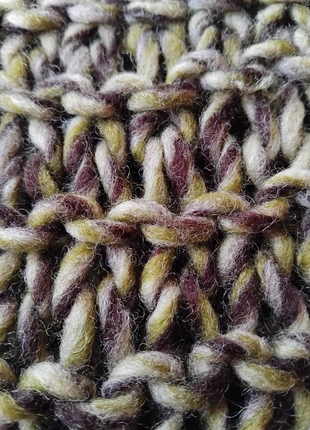 Sciarpa fatta a maglia grossa, brand: LAINE, condizioni: Ottime, €12.00, €13.30 include la Protezione acquisti