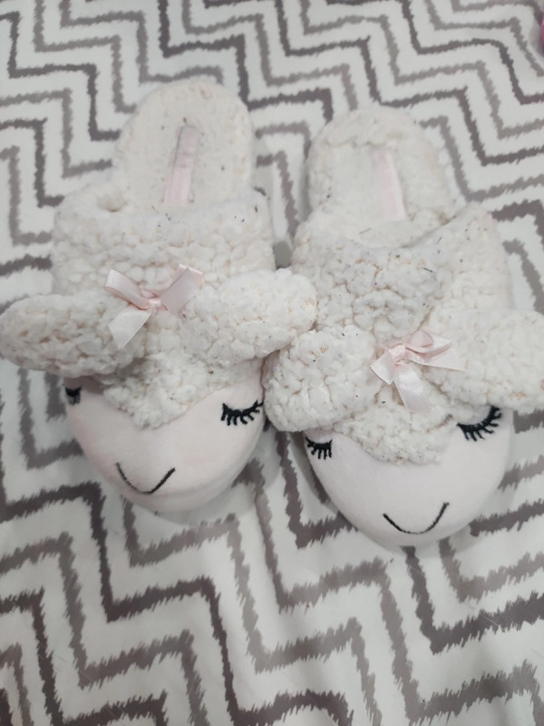 Lamb slippers 1