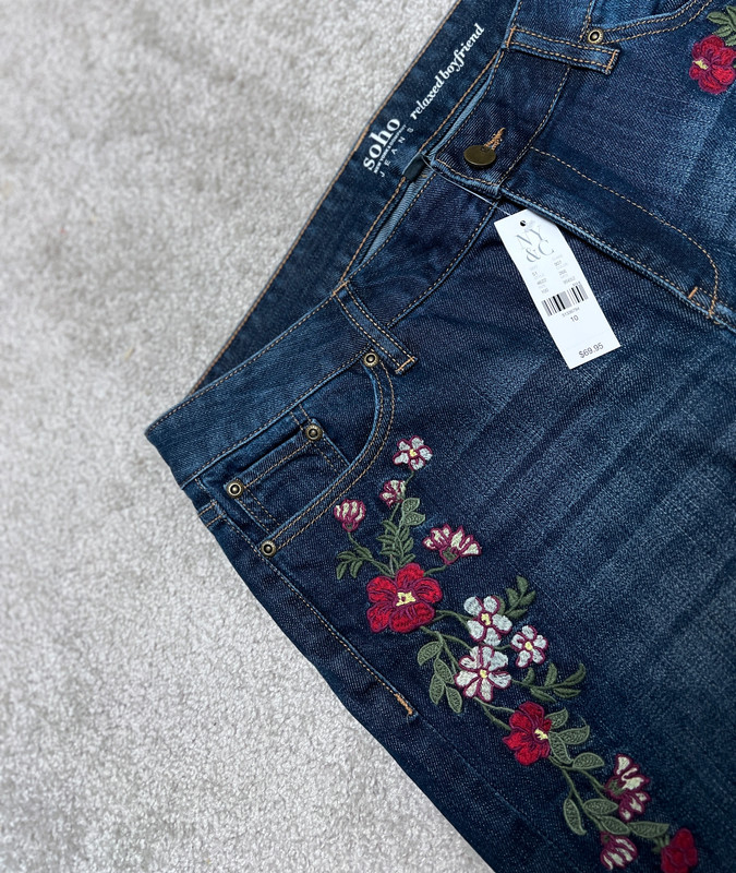 NY & Co Womens Embroidered Jeans size 10 Floral Relaxed Boyfriend Blue Soho NWT 3