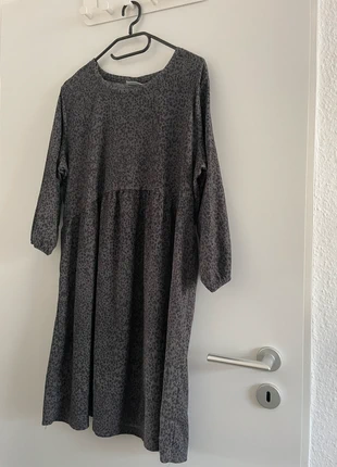 C&A Curved Kleid mit Animal Print – Größe 48, marque: C&A, état: Très bon état, taille: 4XL / 48 / 20, 8,00 €, 9,10 € Protection acheteurs incluse