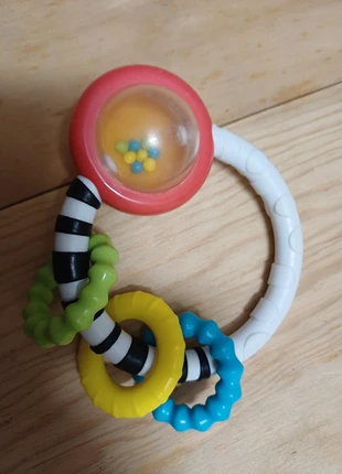 Baby rammelaar, merk: Kruidvat, staat: Goed, maat: 9-12 maanden / 74 cm, € 1,00, € 1,75 inclusief Kopersbescherming