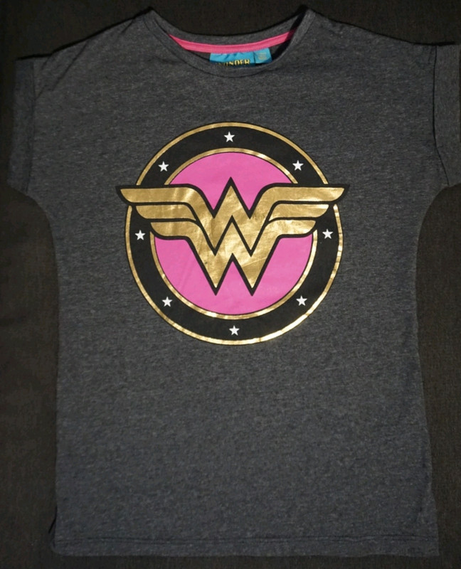 Camiseta Wonder Woman nina Vinted