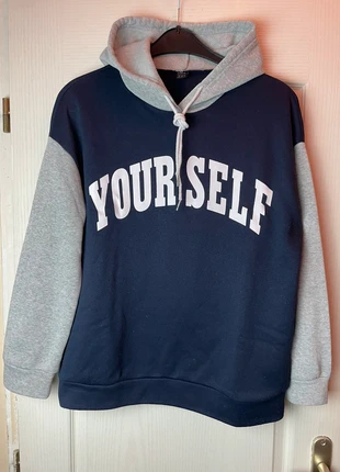 Sweat-shirt à capuche, marque: Shein, état: Très bon état, taille: M, 1,50 €, 2,28 € Protection acheteurs incluse