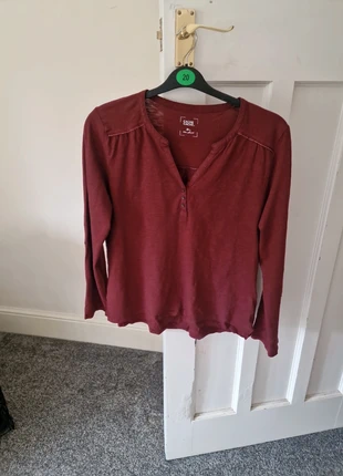Ladies long sleeved top, brand: Cache Cache, condition: Good, size: XL / UK 20-22, £1.50, £2.28 includes Buyer Protection