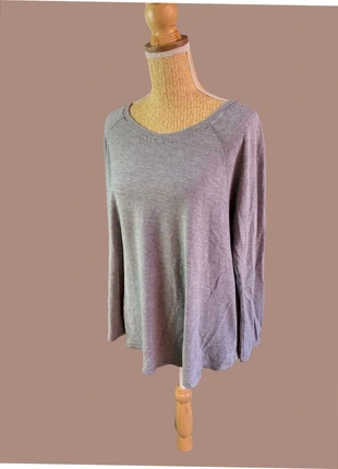 Pull gris Tommy Hilfiger Sport Femme - Taille XL, brand: Tommy Hilfiger, condizioni: Ottime, taglia: XL / IT 46 / EU 42, €15.00, €16.45 include la Protezione acquisti Pro