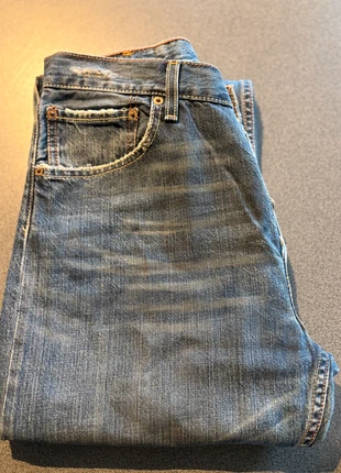 Levi’s 501 Vintage Made in Hungary W32 L34 (mesure 40x111 cm), brand: Vintage Dressing, condizioni: Ottime, taglia: IT 40 | W31, €15.00, €16.45 include la Protezione acquisti