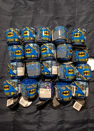 Pack 20 Mystery Capsules DC Batman SEALED, marca: Batman, estado: Novo com etiquetas, tamanho: Tamanho único, €25.00, €26.95 inclui Proteção do Comprador