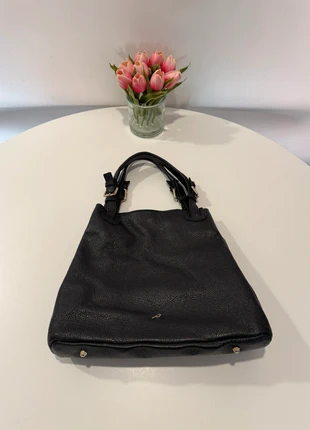 Bolso de Hombro en Piel Negra Tamaño Mediano, marque: mockingbrid, état: Très bon état, 15,00 €, 16,45 € Protection acheteurs incluse