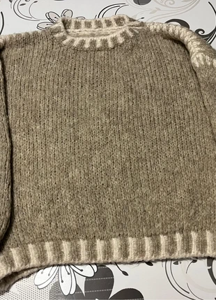 Pull col rond, marque: je sais pas, état: Neuf sans étiquette, taille: Taille unique, 10,00 €, 11,20 € Protection acheteurs incluse