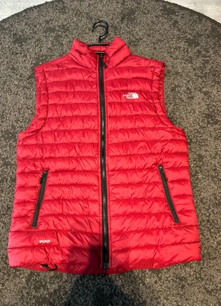 Doudoune sans manche The North Face, marque: The North Face, état: Très bon état, taille: S, 50,00 €, 53,20 € Protection acheteurs incluse