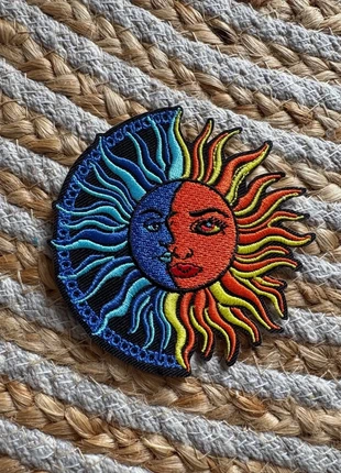 Écusson thermocollant Soleil Lune, condition: Very good, €5.00, €5.95 includes Buyer Protection Pro