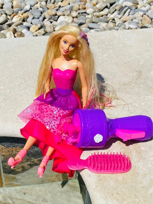 Poupée Barbie tresse magique