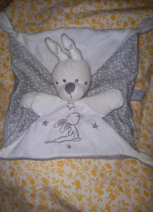 Doudou sur lequel on peut accrocher la tétine, brand: MIXTE, condizioni: Ottime, taglia: Taglia unica, €2.00, €2.80 include la Protezione acquisti