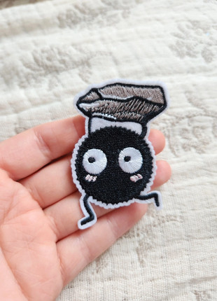 Kawaii sprite dustbunny black white embroidered patch fashion embleem, état: Neuf sans étiquette, 4,75 €, 5,69 € Protection acheteurs incluse