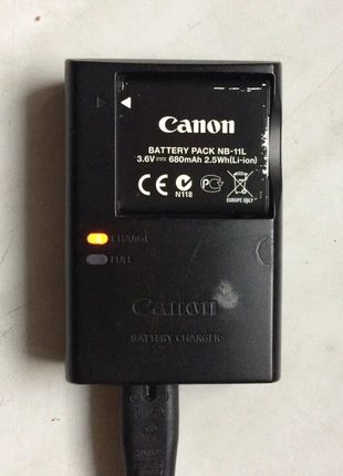 Chargeur Canon CB-2LDE + Batterie NB-11L, marke: Canon, zustand: Zufriedenstellend, 8,00 €, 9,10 € inklusive Vinted-Käuferschutz