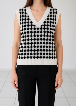 Pull sans manches à motifs géométriques noirs et blancs Mango - Taille XS, marca: Mango, estado: Muy bueno, tamaño: XS / 34 / 6, 6,00 €, 7,00 € Protección al comprador incluida